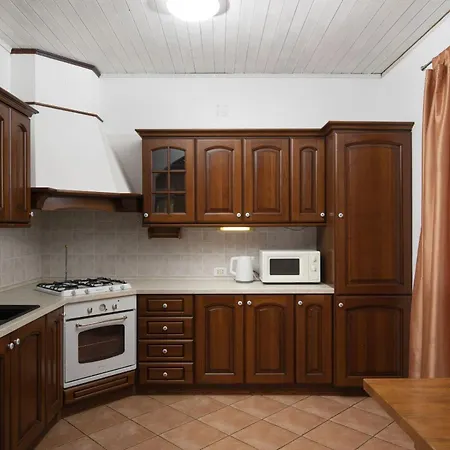 ヴィラ Donna - House For Relaxation With Pool, Sauna, Jacuzzi & Biliards, - Istra *