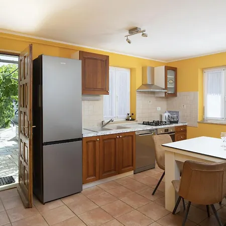 Donna - House For Relaxation With Pool, Sauna, Jacuzzi & Biliards, - Istra *