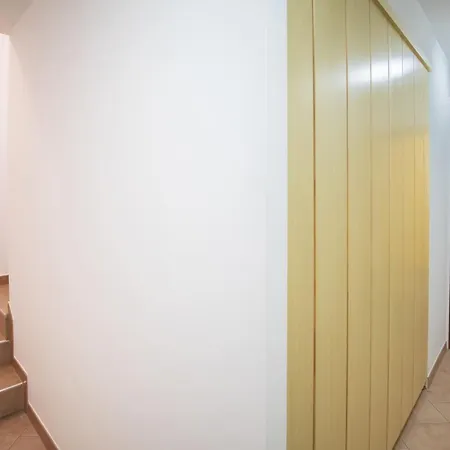 ヴィラ Donna - House For Relaxation With Pool, Sauna, Jacuzzi & Biliards, - Istra