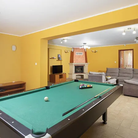 Donna - House For Relaxation With Pool, Sauna, Jacuzzi & Biliards, - Istra