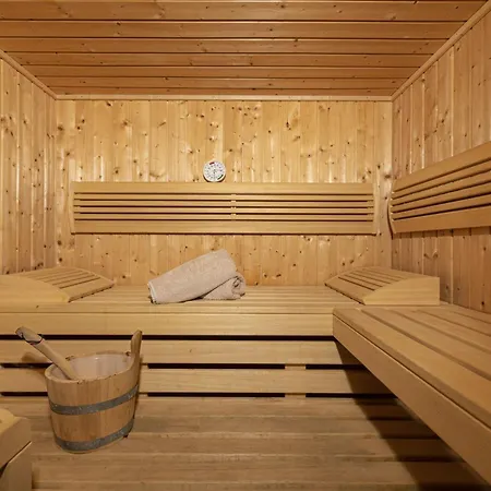 ヴィラ Donna - House For Relaxation With Pool, Sauna, Jacuzzi & Biliards, - Istra