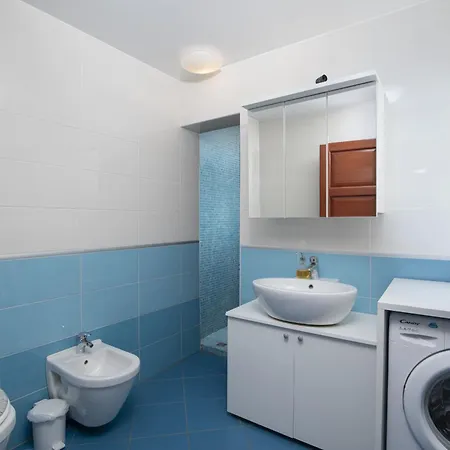 Donna - House For Relaxation With Pool, Sauna, Jacuzzi & Biliards, - Istra
