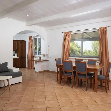 Villa Donna - House For Relaxation With Pool, Sauna, Jacuzzi & Biliards, - Istra Ližnjan