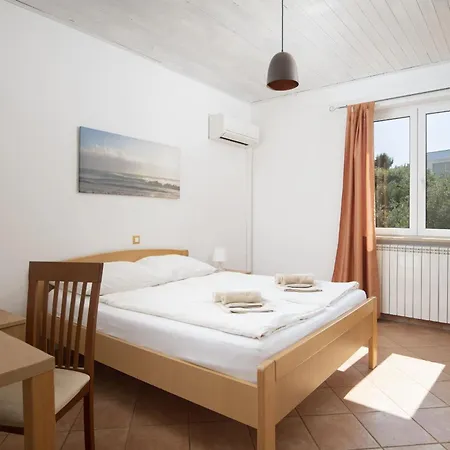 Donna - House For Relaxation With Pool, Sauna, Jacuzzi & Biliards, - Istra Villa