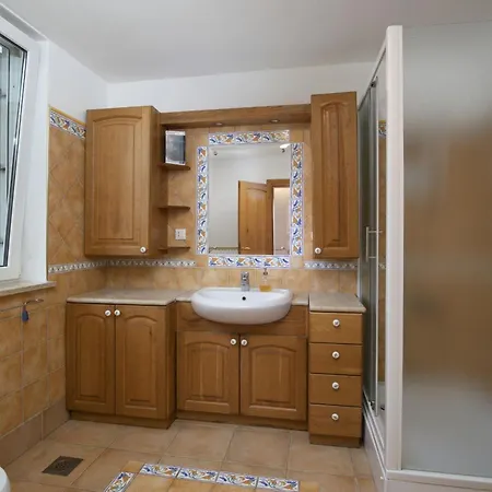 Villa Donna - House For Relaxation With Pool, Sauna, Jacuzzi & Biliards, - Istra