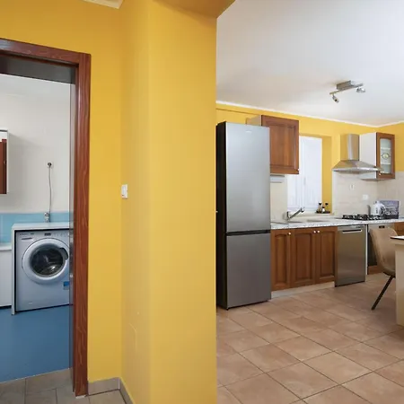Donna - House For Relaxation With Pool, Sauna, Jacuzzi & Biliards, - Istra Ližnjan